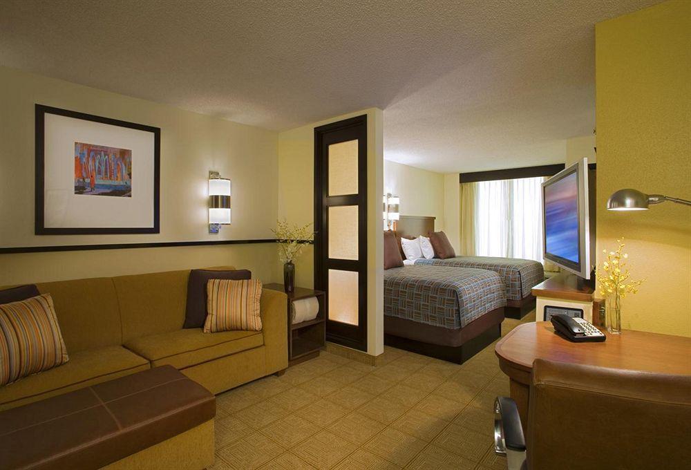 Hyatt Place Atlanta Alpharetta North Point Mall Rum bild